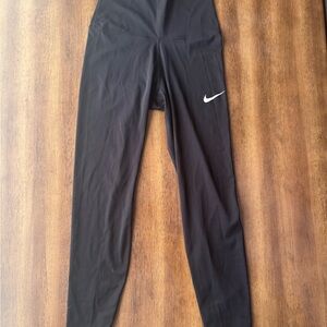 Nike Black Athletic Leggings with Logo